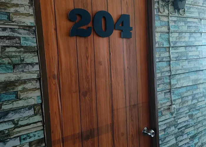 公寓 204 Olan Place Spacious With Fan And Wi-fi Near Bts Skytrain *